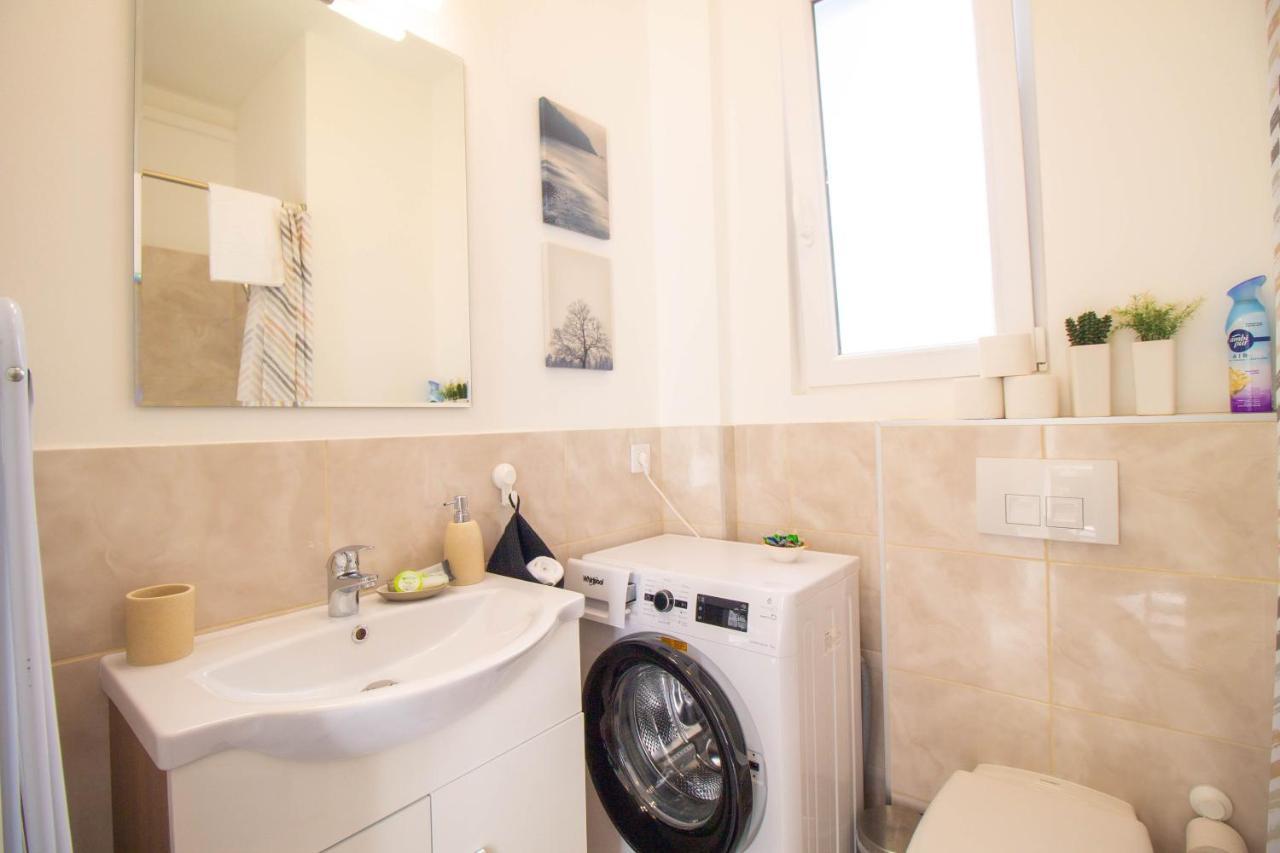 A Noble Way Apartment Budapest Bagian luar foto